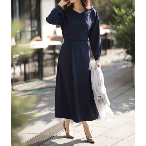 衿ぐりコード刺繍ワンピース セシール Cecile