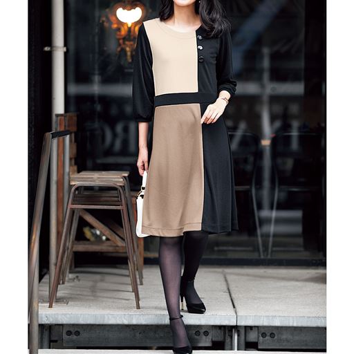 ブロッキングカットソーワンピース セシール Cecile