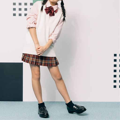 オフホワイト<br>コーディネート例