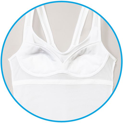 裏側<br><br>タンクトップとスポーツブラの一体型!<br>着替えも楽♪