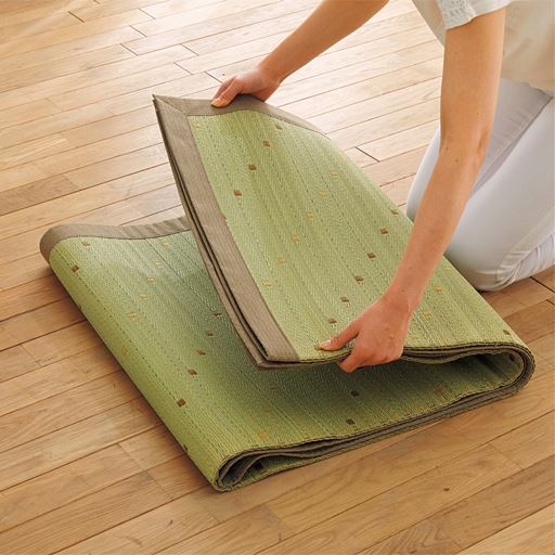 コンパクト収納タイプい草センターラグ セシール Cecile