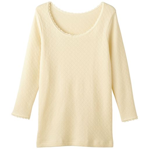 アイボリー 脇縫いなしだから縫い目によるゴロつきがなく肌あたりがやさしい