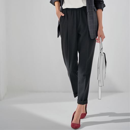 テーパード パンツ と は