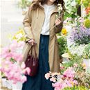 ベージュ