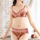 レッドブラウン