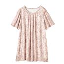 ピンクベージュ