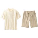 A(オフホワイトTシャツ&パンツセット)