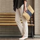 ライトベージュ