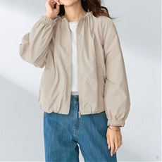 ギャザーボリュームナイロンアウター