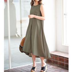 トレンドのくすみカラーでリラクシーな印象に セシール Cecile