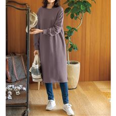 お出か時はワンピの下にはレギンス代わりにスキニーパンツを合わせて セシール Cecile