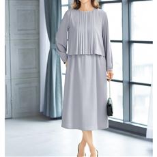 着回しフロントタックワンピース