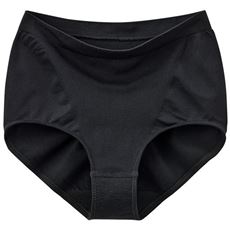 すべてを心地よく包み込むハイストレッチショーツ(はきこみ丈深め)