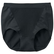 すべてを心地よく包み込むハイストレッチショーツ(はきこみ丈深め)