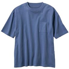 ジャケットの衿が汚れにくいキレイめTシャツ
