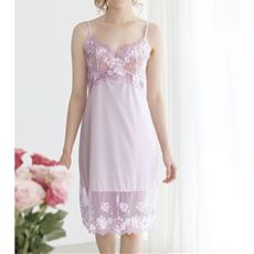 心華やぐ刺しゅうレーススリップ(日本製レーシィランジェリー)