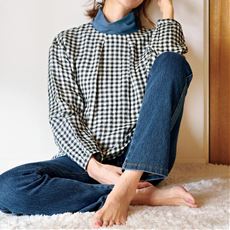裏起毛ニットデニムストレートパンツ(スマートニットジーンズ)(全方向ストレッチ・UVカット・選べる股下4丈)