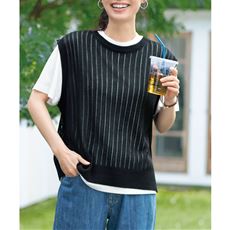半袖Tシャツとニットベストの2点セット         