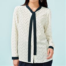 おすすめ白ブラウス リボン 通販 セシール Cecile