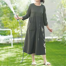 水仕事もOKな異素材使いのルームワンピ