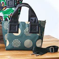 10ポケットはっ水2WAYショルダーバッグ