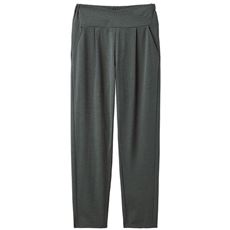 お腹がラクなストレッチパンツ