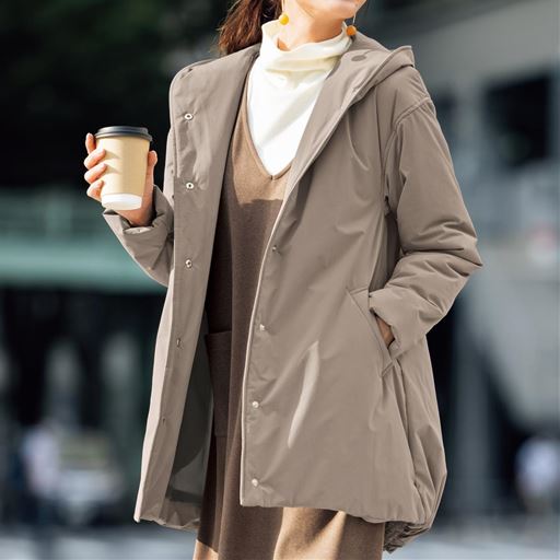 【レディース】 抗ウイルスステッチレスコート ■カラー：グレージュ ■サイズ：M,L,LL,3L