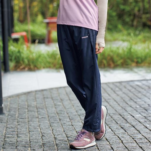 【レディース】 裏メッシュパンツ(ディスカス) - セシール ■カラー:ネイビー ■サイズ:M