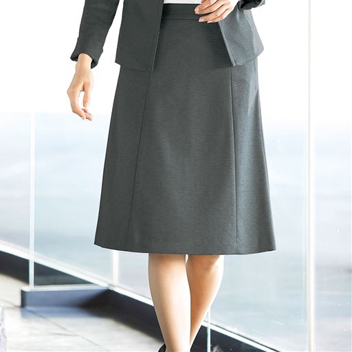 30%OFF【レディース】 Aラインスカート(事務服・カットソー素材・ウエスト後ろゴム仕様)/スーツなのに動きやすい - セシール ■カラー：チャコールグレー ■サイズ：61-89,64-91,84-103
