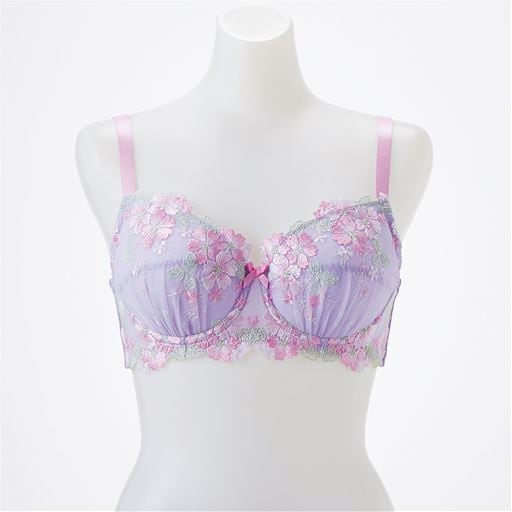 50%OFF【レディース大きいサイズ】 花柄レース 3/4カップブラジャー(ワイヤー入り) - セシール ■カラー：ライラック ■サイズ：E90, E95, E100, B95, B100, C90, C95, D85, D90, D95, D100