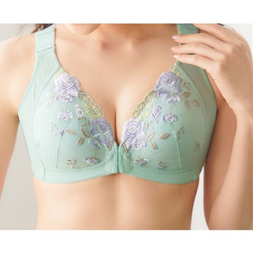 【レディース大きいサイズ】 花柄刺しゅう フルカップブラジャー(ノンワイヤー・フロントホック) ■カラー：ペパーミントグリーン ■サイズ：C95, C100, D85, D90, D95, D100, C85, C90, A90, A95, A100, B85, B90, B95, B100