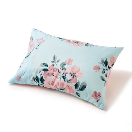  日本製・綿100%花柄枕カバー - セシール ■カラー：A(ローズ柄/ブルー) ■サイズ：L(63×43cm)