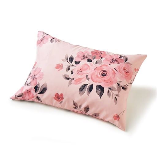 ＜セシール＞ 日本製・綿100%花柄枕カバー ■カラー：B(ローズ柄/ピンク) ■サイズ：L(63×43cm)