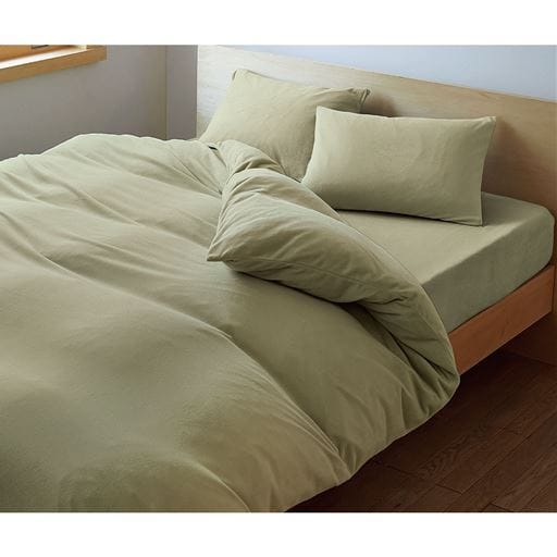 ＜セシール＞ 日本製・綿100%枕カバー・同色2枚組 ■カラー：C(ボタニカル柄/ベージュ) ■サイズ：L(63×43cm)