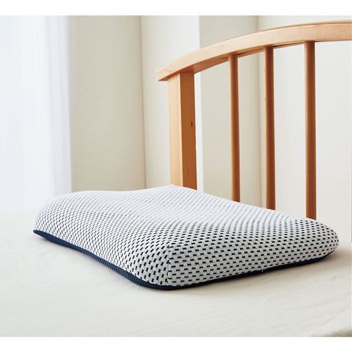 ソフト高反発枕(高さ調整シート付き) - セシール