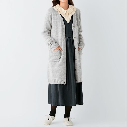 40%OFF【レディース大きいサイズ】 【ぽっちゃりさんサイズ】体型カバーロングニットカーディガン - セシール ■カラー：グレー ■サイズ：L,LL,4L,5L