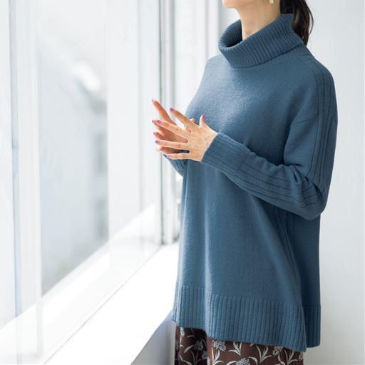 オフタートルニットプルオーバー セシール Cecile