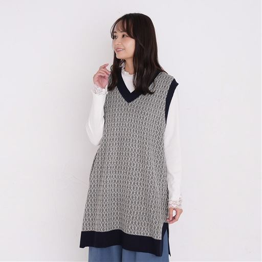 1196円OFF！＜セシール＞ 29%OFF【レディース大きいサイズ】 【ぽっちゃりさんサイズ】ポンチョベスト ■カラー：ブルー ■サイズ：LL3L4L5L