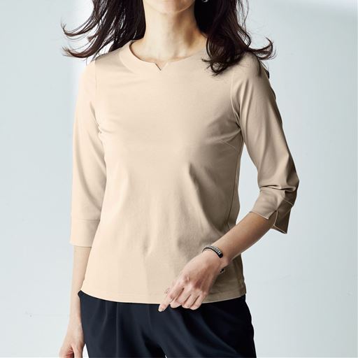 60%OFF【レディース】 キーネック7分袖Tシャツ(綿100%) - セシール ■カラー：グレージュ ■サイズ：S,M