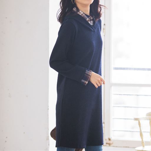 50%OFF【レディース】 レイヤード風パーカチュニック - セシール ■カラー：ネイビー ■サイズ：S