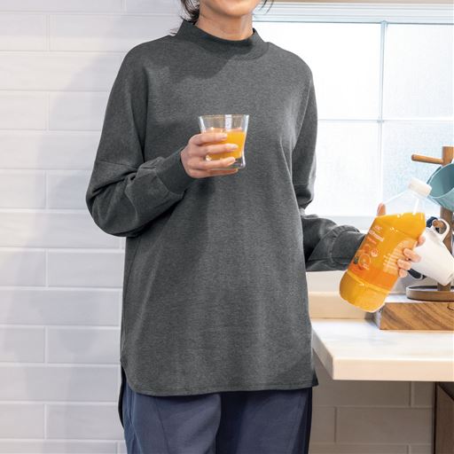 【レディース】 バックスリットプルオーバー - セシール ■カラー：チャコールグレー ■サイズ：M,L,LL,3L