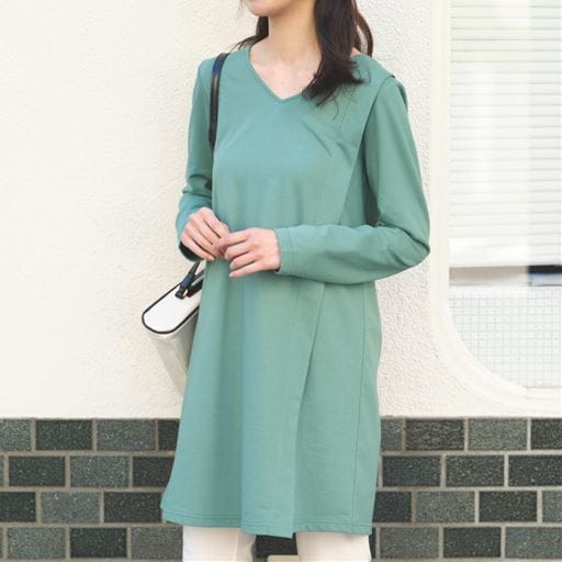 50%OFF【レディース大きいサイズ】 【ぽっちゃりさんサイズ】ミニ裏毛Vネックチュニック - セシール 