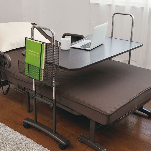  サイドラック付きベッドテーブル - セシール ■サイズ：B(天板幅100cm)