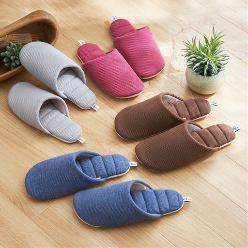 【レディース】 洗って絞れるスリッパ(JyabJyab) - セシール ■サイズ:レッドM(22.5~24.0cm),ブルーL(25.0~26.5cm),ブラウンL(25.0~26.5cm),グレーM(22.5~2 【レディース】 洗って絞れるスリッパ(JyabJyab) - セシール ■サイズ:レッドM(22.5~24.0cm),ブルーL(25.0~26.5cm),ブラウンL(25.0~26.5cm),グレーM(22.5~2