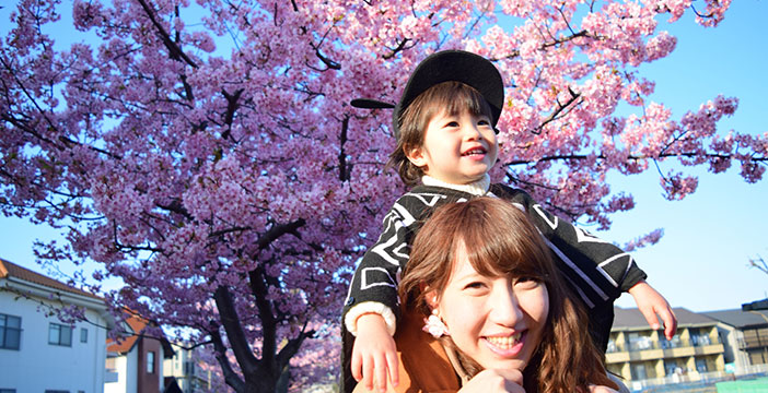 入園式の母親の服装 ファッション 子供の一人立ちの日を 晴れやかに笑顔で迎えよう セシール Cecile