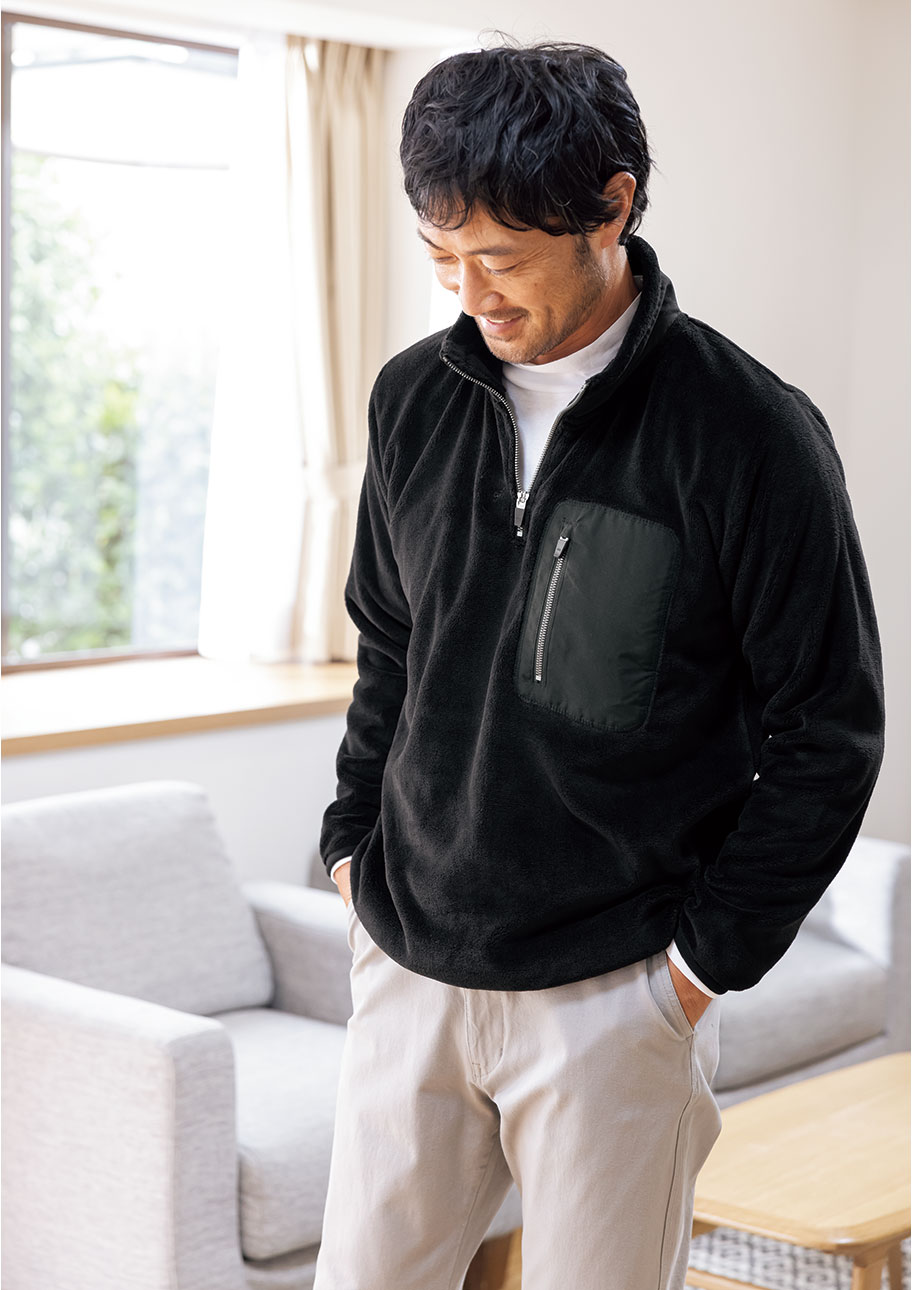 上質な光沢をもつ、格上げベロアフリースでおしゃれにリラックス