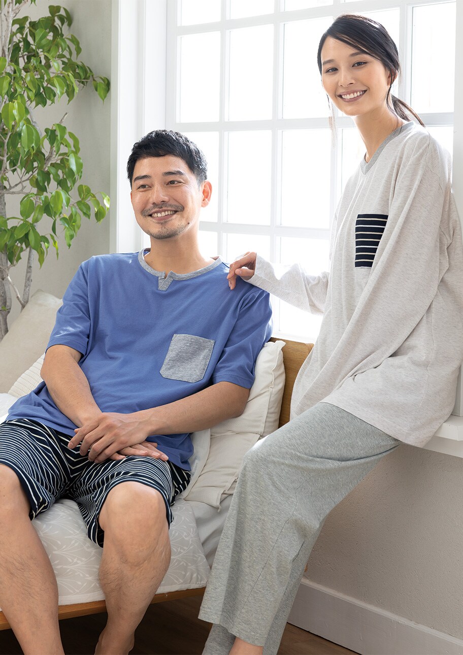 半袖+ショートパンツと長袖+ロングパンツのペアパジャマ