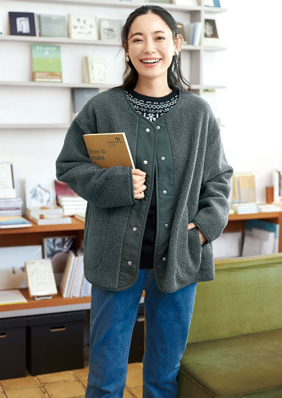 リラックスムード全開。こなれ感を纏う、大人のデイリーコーデ