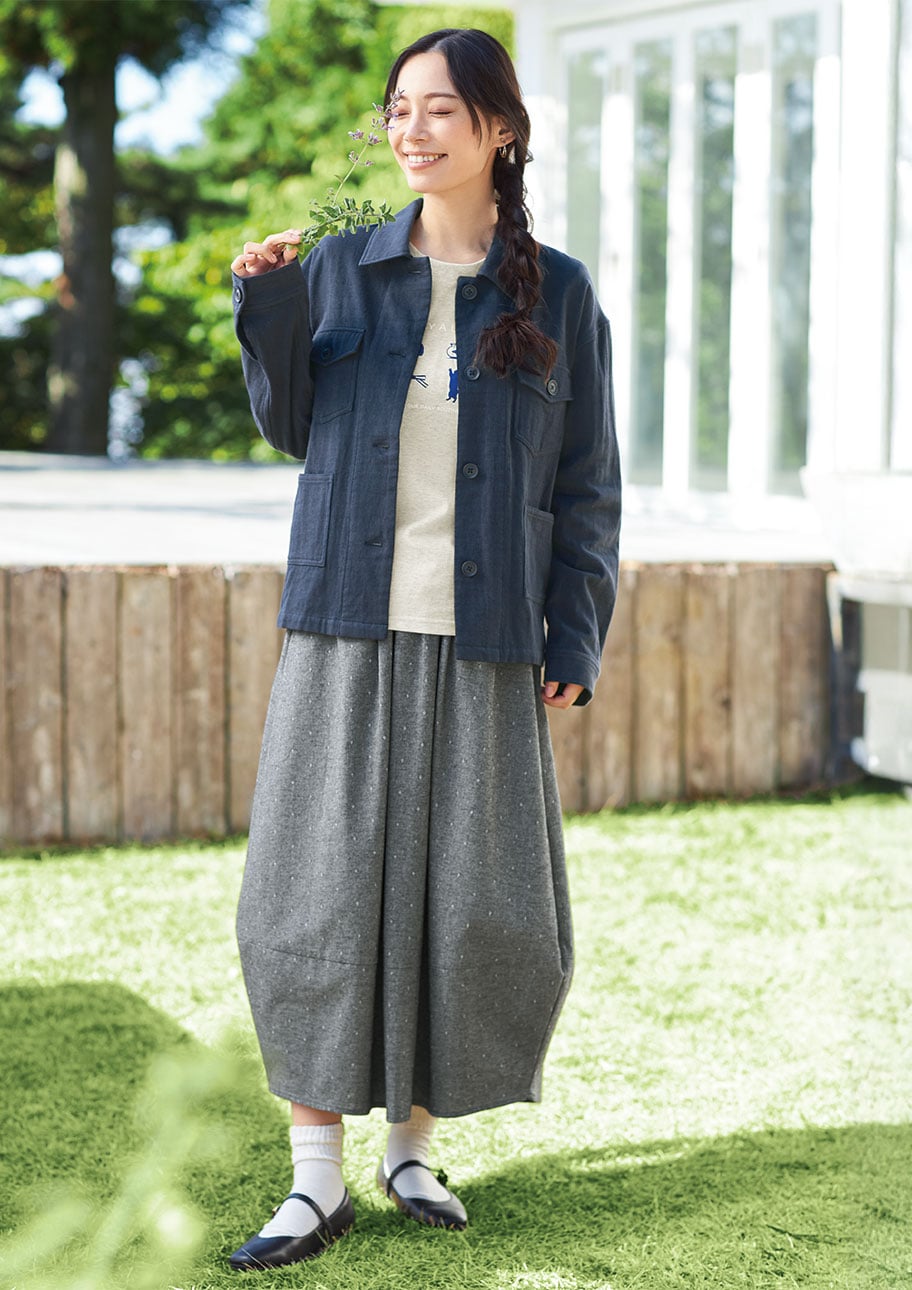 程よいゆるさで歩きたくなる、毎日を穏やかにするカジュアル