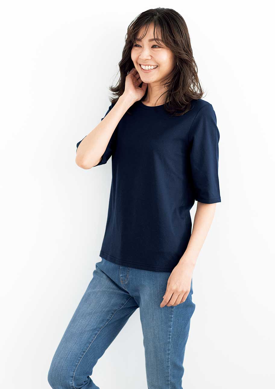 美シルエットで差をつける!二の腕もカバーできる5分袖